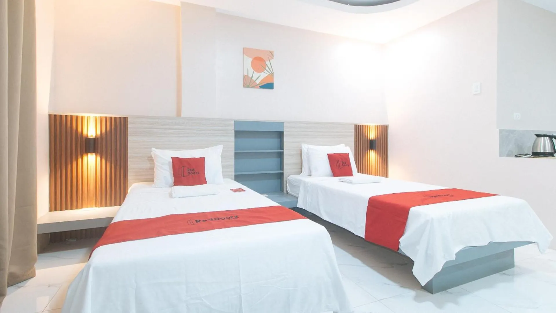بيت ريفي Reddoorz At Happy Stay Apartelle داويس الفلبين