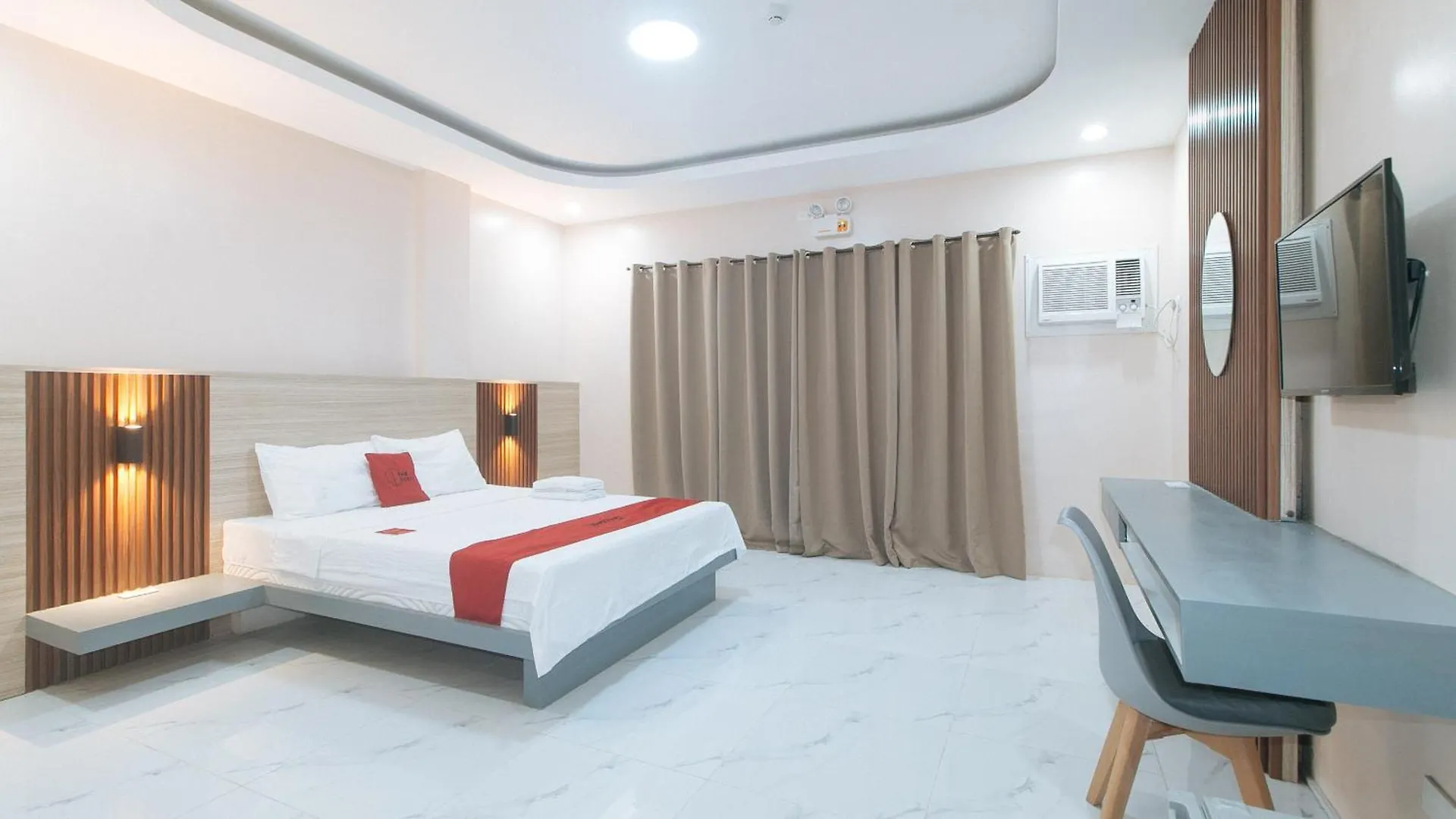 Reddoorz At Happy Stay Apartelle داويس 0*,  الفلبين