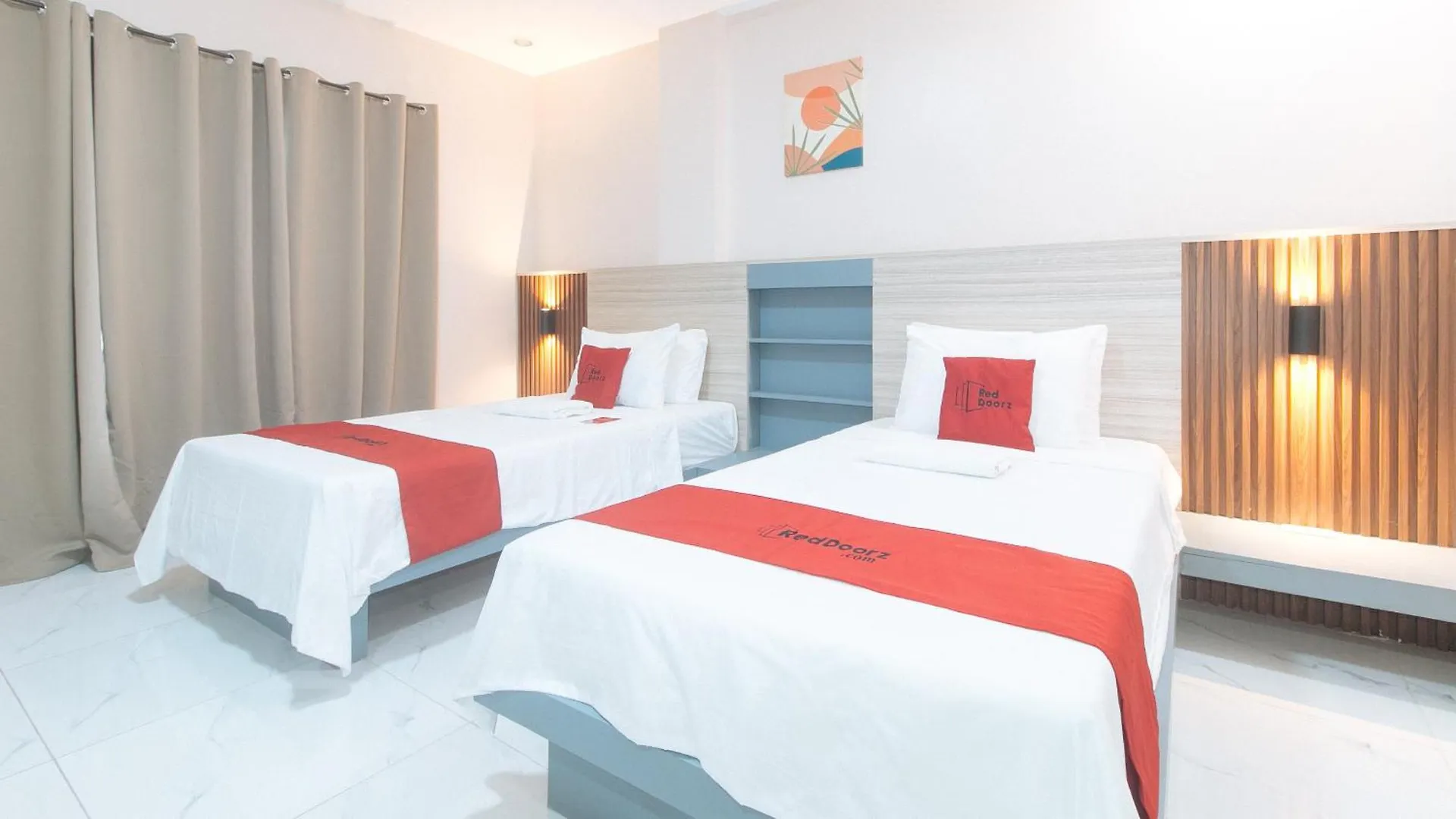 Reddoorz At Happy Stay Apartelle 道伊斯