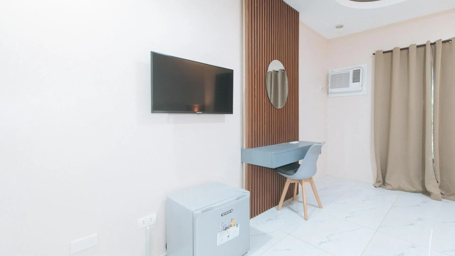 Reddoorz At Happy Stay Apartelle 道伊斯