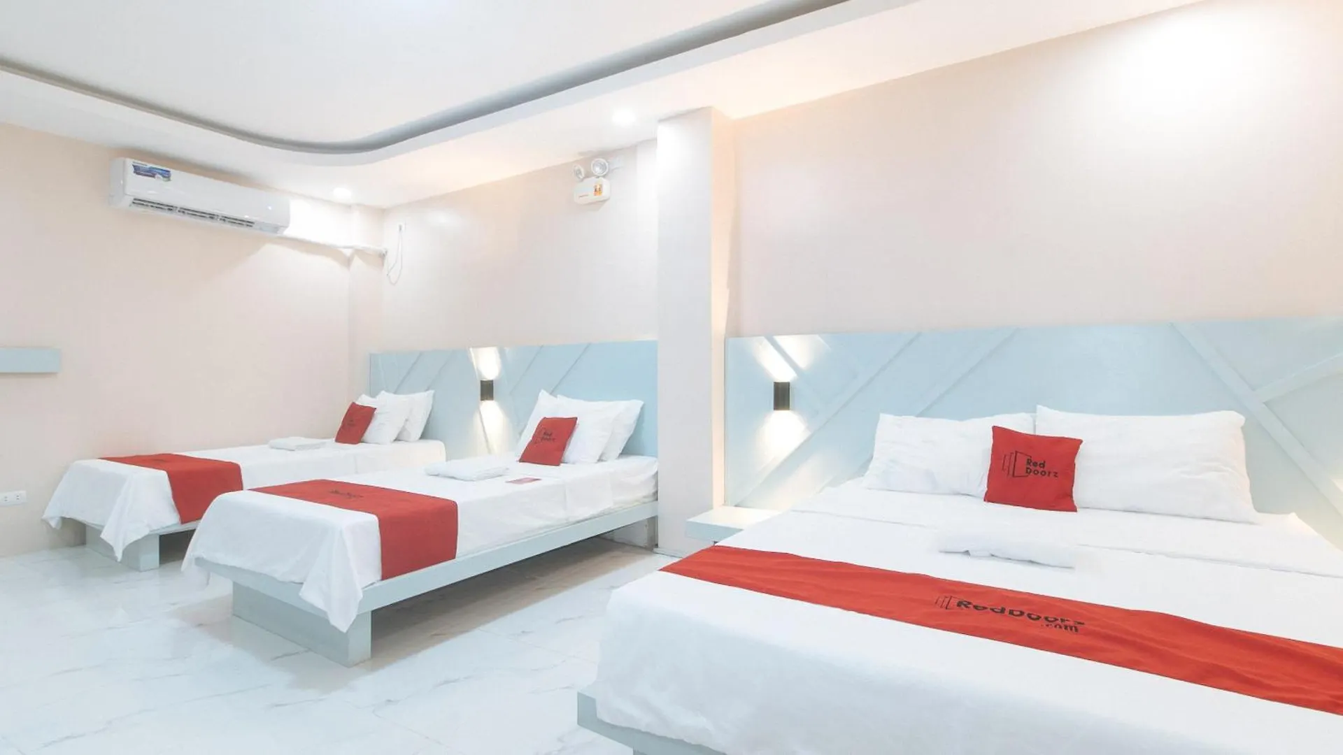Reddoorz At Happy Stay Apartelle 道伊斯 0*,