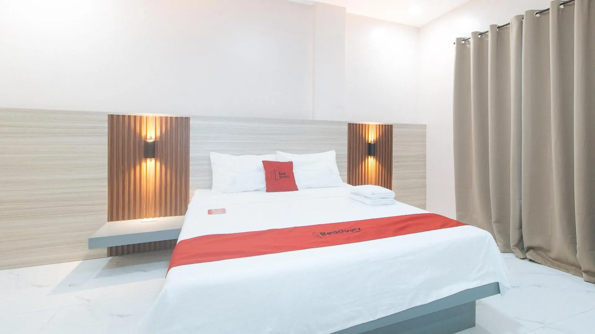 Reddoorz At Happy Stay Apartelle 道伊斯 菲律宾