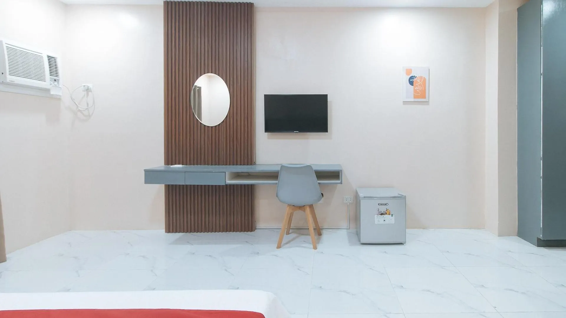 Reddoorz At Happy Stay Apartelle 道伊斯 宾馆
