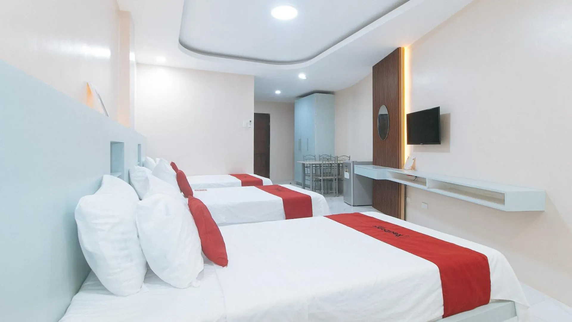 宾馆 Reddoorz At Happy Stay Apartelle 道伊斯