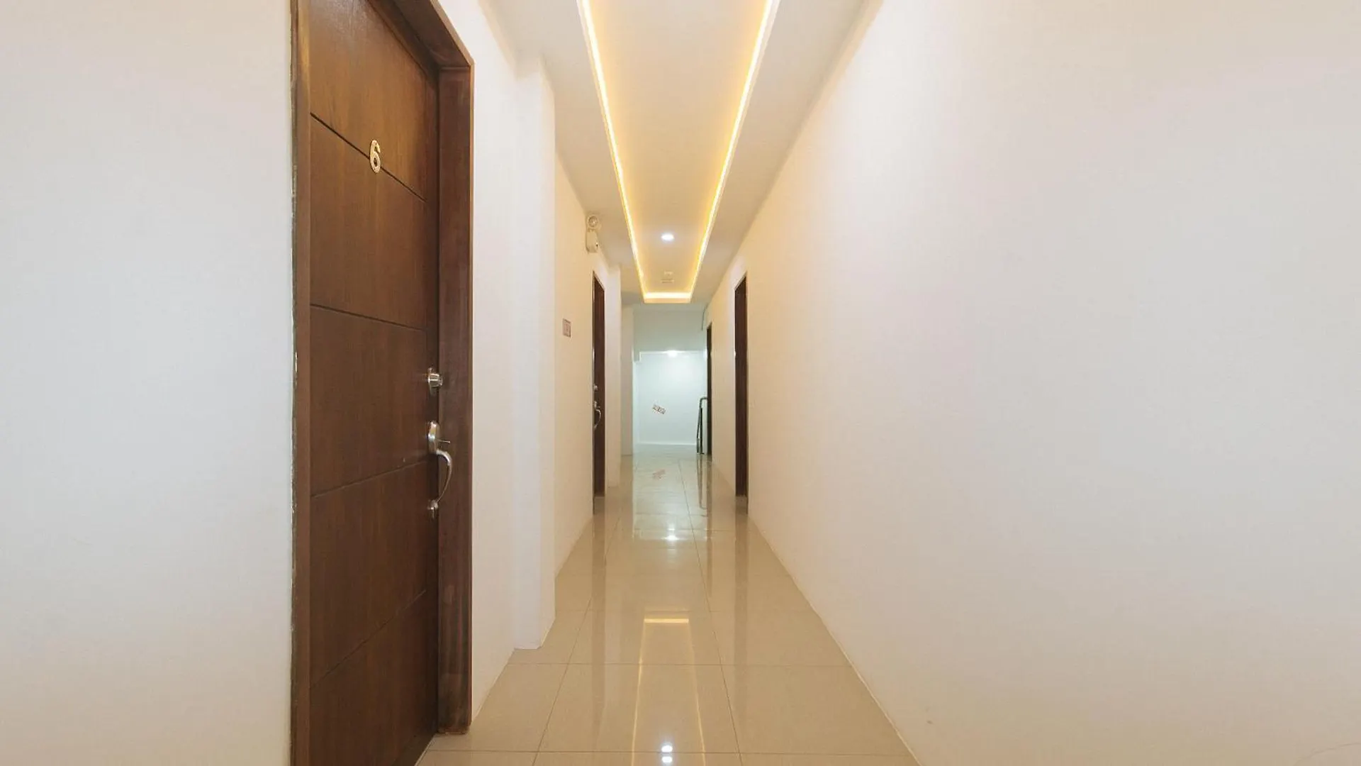 宾馆 Reddoorz At Happy Stay Apartelle 道伊斯 菲律宾